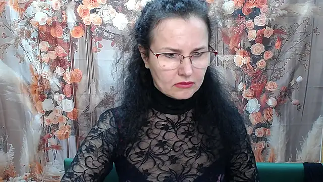 Miroslava Happi online show from April 25, 5:43 am