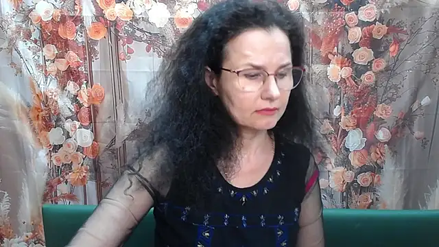 Miroslava Happi online show from May 11, 4:04 pm
