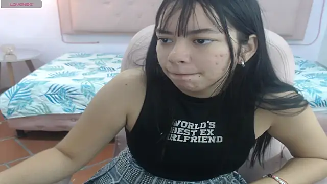 honnielane online show from February 13, 12:43 pm