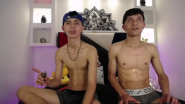 Snapshot of MaikyCooper chatting on February 26, 10:47 am MaikyCooper online show from February 26, 10:47 am