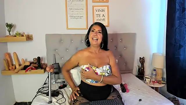 Jackiehmilf52 online show from March 11, 12:39 pm