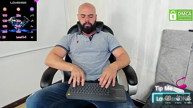 Luke Diaz7 online show from January 16, 10:03 pm