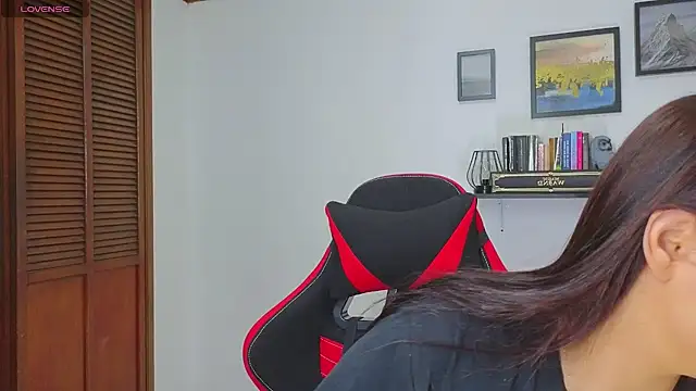 Snapshot of atenea_02_love chatting on July 6, 8:33 pm atenea 02 love online show from July 6, 8:33 pm
