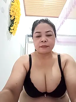 Baby-bigtits2024 online show from March 8, 8:33 am