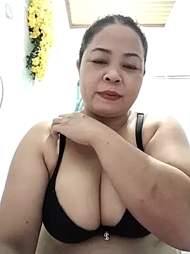 Baby-bigtits2024 online show from December 17, 10:21 am