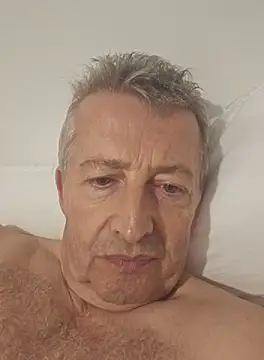 mann4u147 online show from October 13, 10:32 pm