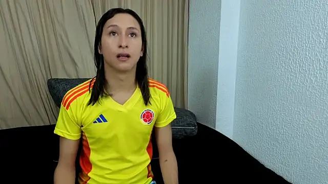 Snapshot of Georgina_Palacios_ chatting on June 24, 3:16 am Georgina Palacios online show from June 24, 3:16 am