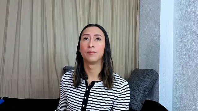Snapshot of Georgina_Palacios_ chatting on July 25, 3:37 am Georgina Palacios online show from July 25, 3:37 am
