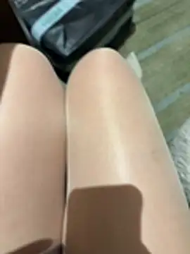 Snapshot of Mia-77 chatting on June 20, 5:32 am Mia-77 online show from June 20, 5:32 am