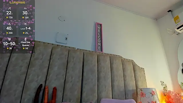 Snapshot of BrithanyParker_ chatting on June 2, 5:09 am BrithanyParker online show from June 2, 5:09 am