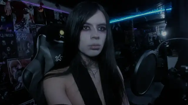 Snapshot of rotten_dreams chatting on February 21, 10:04 pm rotten dreams online show from February 21, 10:04 pm