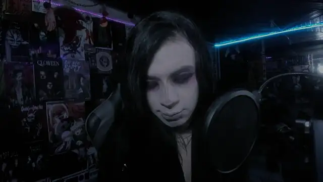 Snapshot of rotten_dreams chatting on February 27, 12:23 pm rotten dreams online show from February 27, 12:23 pm