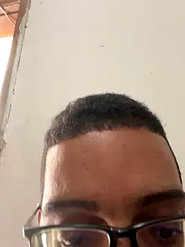 Snapshot of Diegodelicia chatting on November 14, 4:49 pm Diegodelicia online show from November 14, 4:49 pm