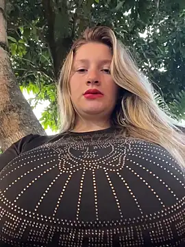 aurora coldd online show from March 6, 10:50 pm