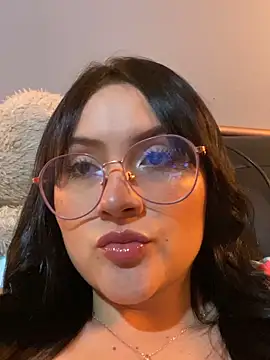 Snapshot of ValentinaOrtiz3 chatting on September 19, 2:02 am ValentinaOrtiz3 online show from September 19, 2:02 am