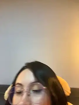 Snapshot of ValentinaOrtiz3 chatting on November 18, 2:17 am ValentinaOrtiz3 online show from November 18, 2:17 am