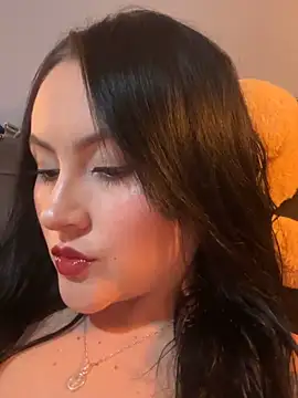 Snapshot of ValentinaOrtiz3 chatting on November 28, 2:14 am ValentinaOrtiz3 online show from November 28, 2:14 am