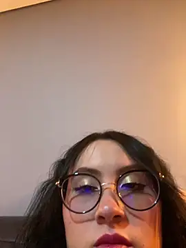 Snapshot of ValentinaOrtiz3 chatting on December 18, 2:50 am ValentinaOrtiz3 online show from December 18, 2:50 am