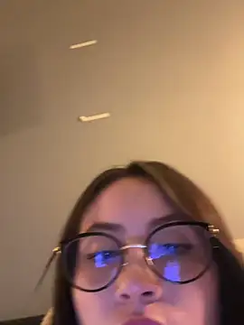 ValentinaOrtiz3 online show from August 4, 2:59 am