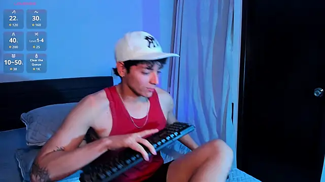 Snapshot of _JacobMiller__ chatting on December 2, 12:05 am JacobMiller online show from December 2, 12:05 am