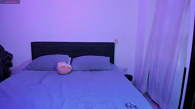 Snapshot of _JacobMiller__ chatting on December 5, 9:00 pm JacobMiller online show from December 5, 9:00 pm