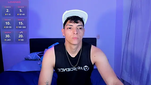 Snapshot of _JacobMiller__ chatting on April 4, 10:07 pm JacobMiller online show from April 4, 10:07 pm