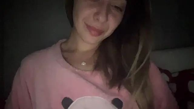 sarrah rossy online show from November 4, 9:25 pm