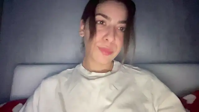 sarrah rossy online show from December 2, 10:38 pm