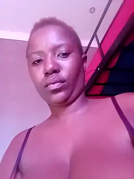 Snapshot of Coco_Nile chatting on February 13, 5:58 am Coco Nile online show from February 13, 5:58 am