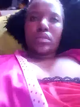 Snapshot of Coco_Nile chatting on February 17, 6:20 am Coco Nile online show from February 17, 6:20 am