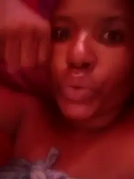 Snapshot of Coco_Nile chatting on February 17, 2:37 pm Coco Nile online show from February 17, 2:37 pm