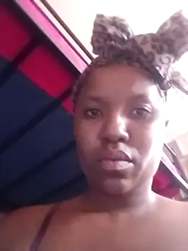 Snapshot of Coco_Nile chatting on February 20, 8:39 am Coco Nile online show from February 20, 8:39 am