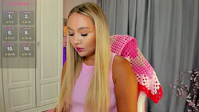 Snapshot of _Loneve__ chatting on September 18, 3:58 pm  Loneve   online show from September 18, 3:58 pm