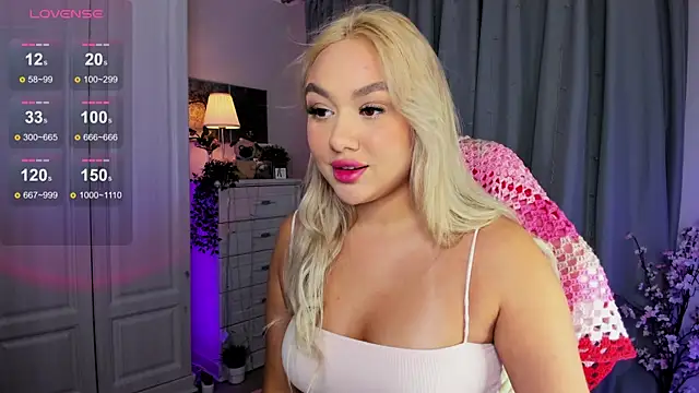 Snapshot of _Loneve__ chatting on November 22, 3:33 pm Loneve online show from November 22, 3:33 pm