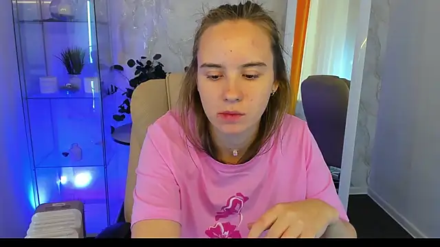 Lika 0ne online show from October 2, 12:12 pm