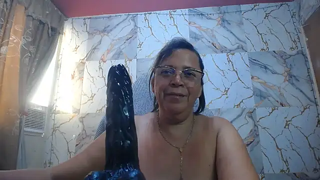 Snapshot of alina_maturehot chatting on June 25, 7:40 pm alina maturehot online show from June 25, 7:40 pm