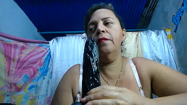 Snapshot of alina_maturehot chatting on July 29, 8:56 am alina maturehot online show from July 29, 8:56 am
