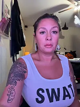 bossyroxy84 online show from October 26, 9:31 pm