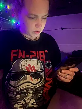 favoritestepsis online show from September 21, 12:45 am