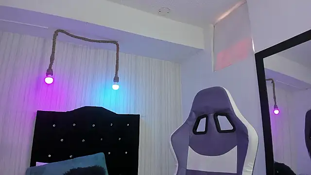 nicky angel1 online show from February 7, 6:44 pm