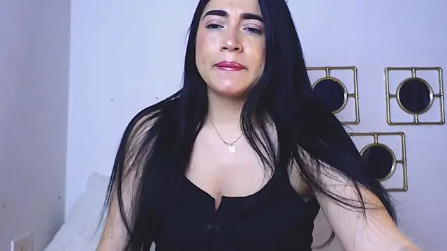 esperanza3517 online show from March 5, 7:27 pm