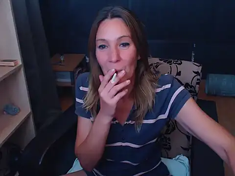 Snapshot of hannaha chatting on August 1, 7:46 pm hannaha online show from August 1, 7:46 pm