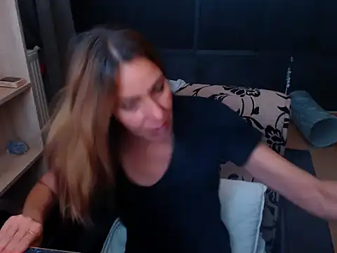 Snapshot of hannaha chatting on August 3, 7:50 pm hannaha online show from August 3, 7:50 pm
