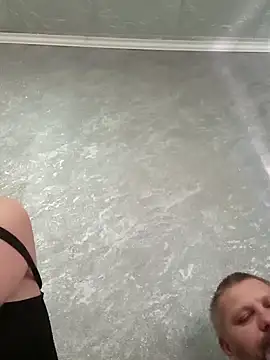 Snapshot of Greta_Tamar chatting on November 9, 6:01 am Greta Tamar online show from November 9, 6:01 am