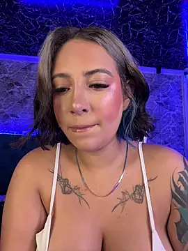 Snapshot of Scarlett-LS chatting on June 16, 2:25 am Scarlett-LS online show from June 16, 2:25 am
