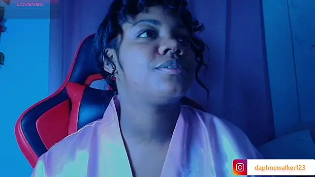 Daphnewalker   online show from February 21, 2:01 am