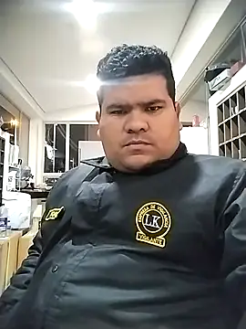 Snapshot of oscarshow24 chatting on November 7, 8:03 am oscarshow24 online show from November 7, 8:03 am