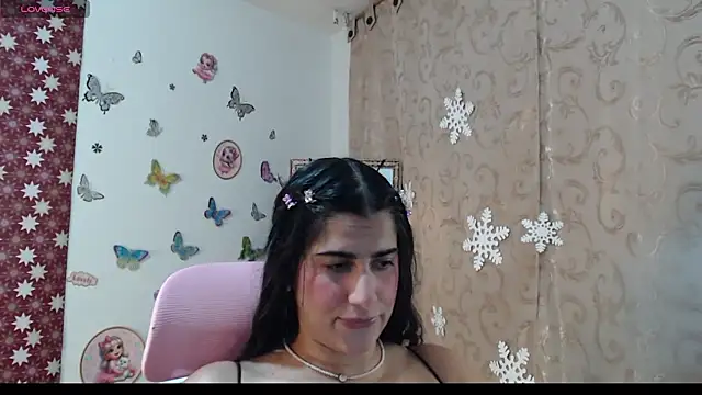 Snapshot of Hanna_latinaa chatting on January 11, 4:17 am Hanna latinaa online show from January 11, 4:17 am
