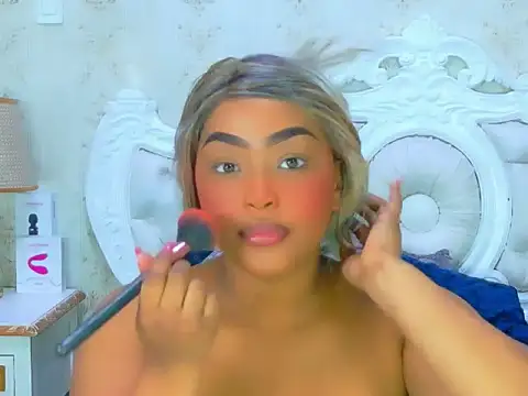 TianahGlow online show from March 14, 8:47 pm