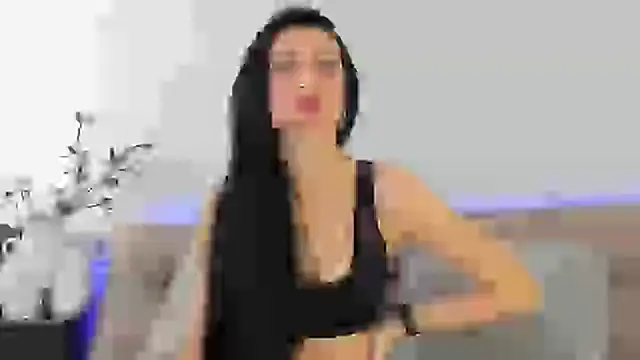 Snapshot of Tina_Mart chatting on February 11, 9:53 am Tina Mart online show from February 11, 9:53 am